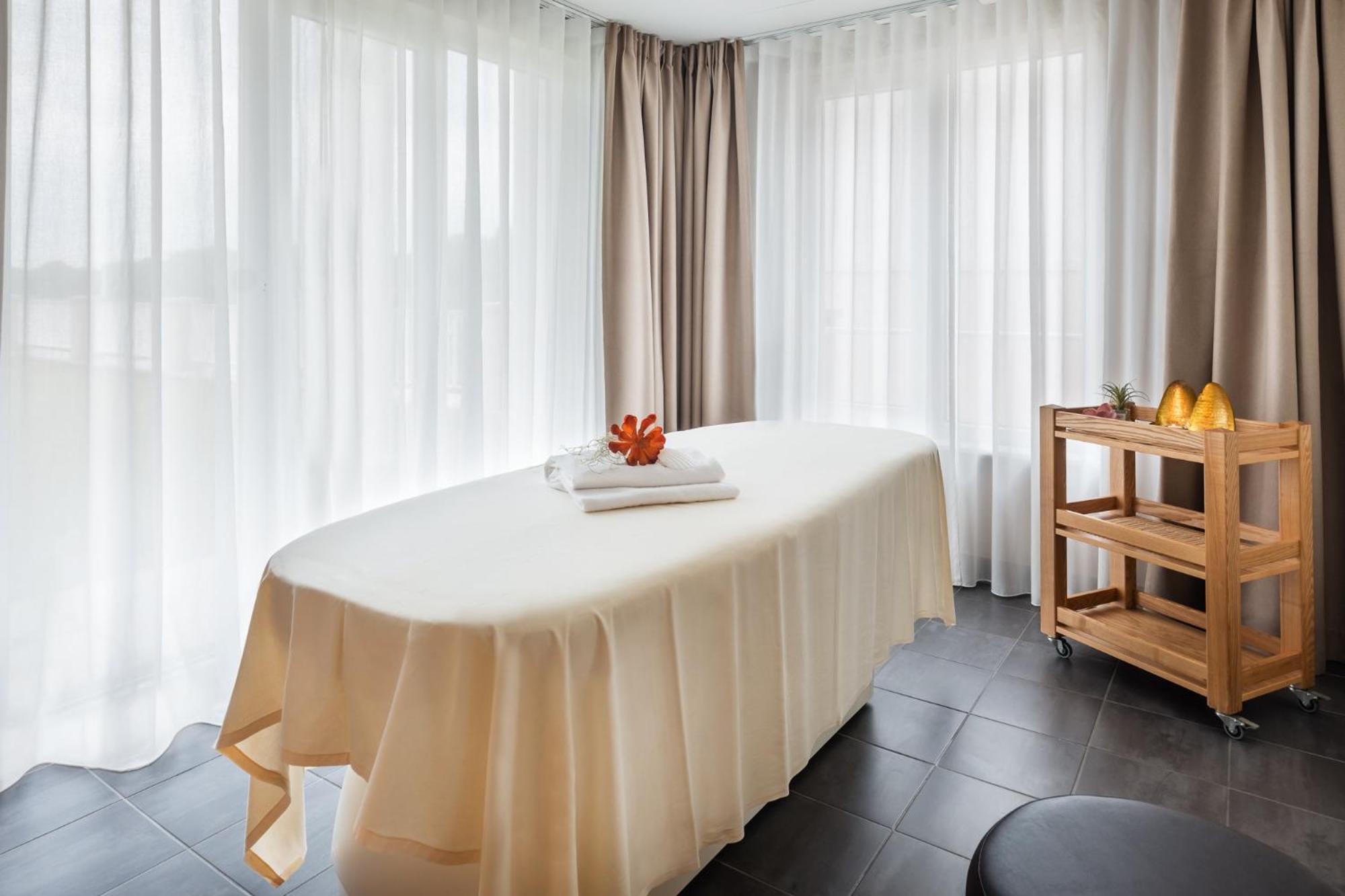 Lindner Hotel Boltenhagen, Part Of Jdv By Hyatt Ngoại thất bức ảnh